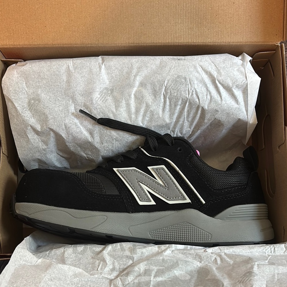 New Balance Black and Gray Sneakers